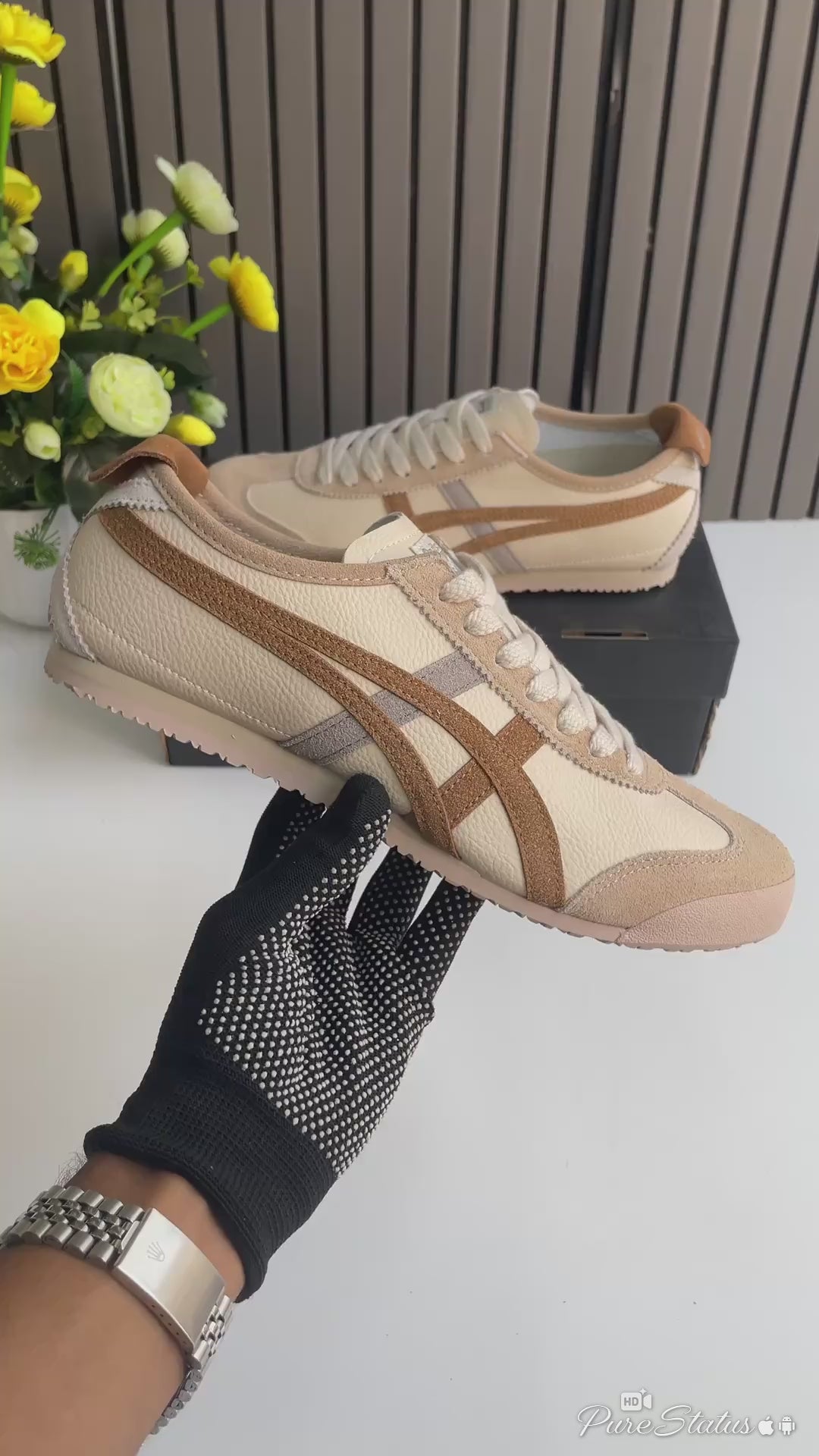Onitsuk_a Tiger Mexico 66 Cream Khaki Carbon