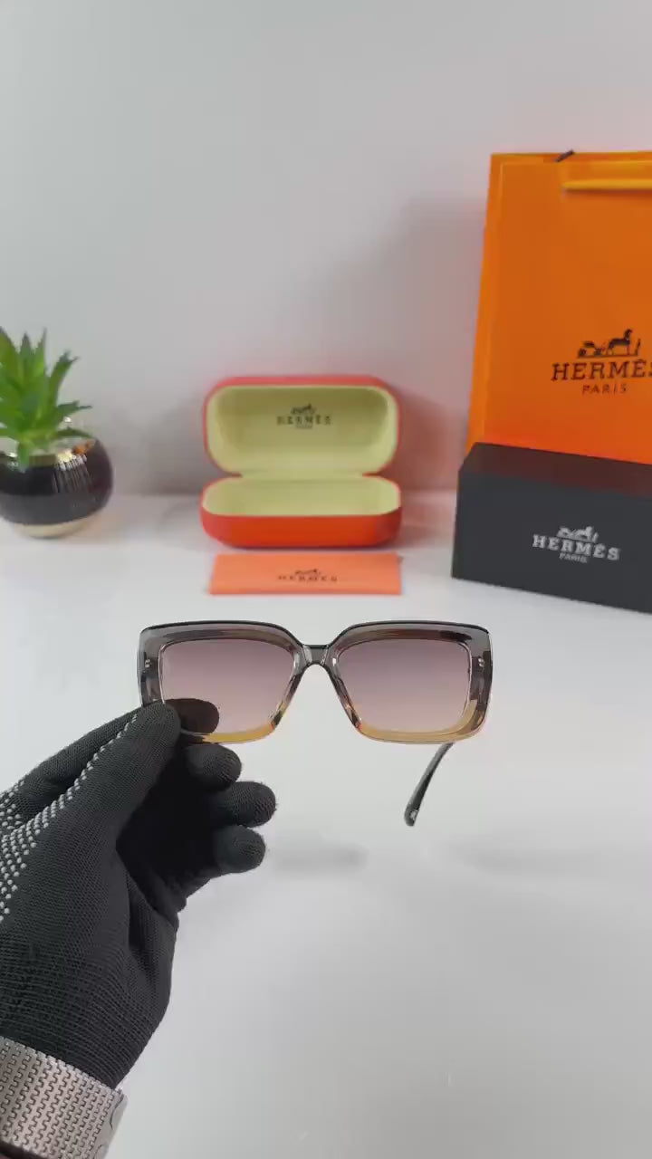 Herme_s WMNS 0534 Grey Orange DC