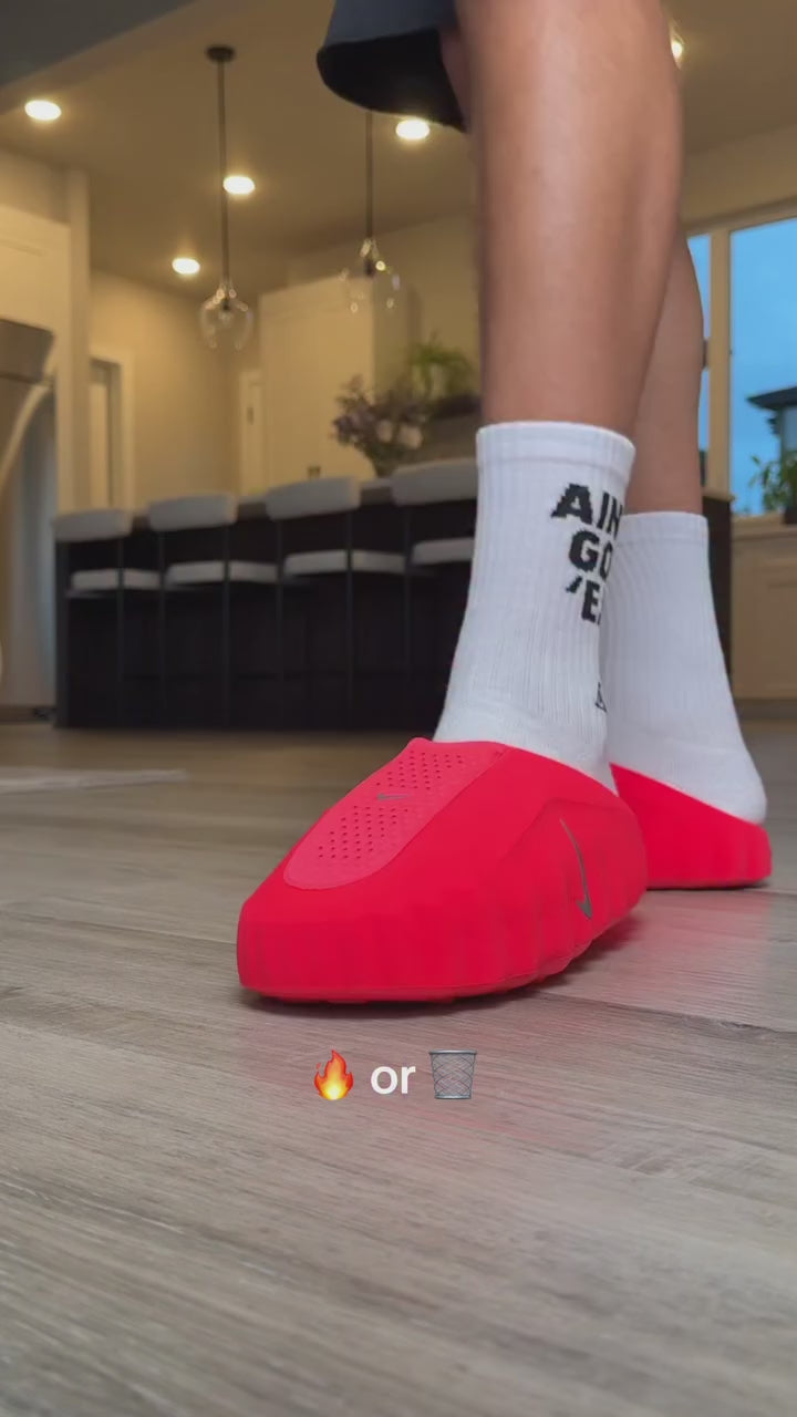 Nik_e Mind 001 Solar Red
