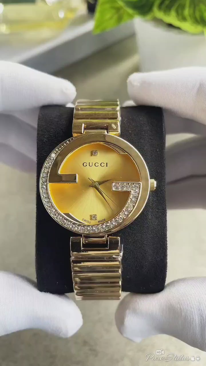 Gucc_i Interlocking Gold