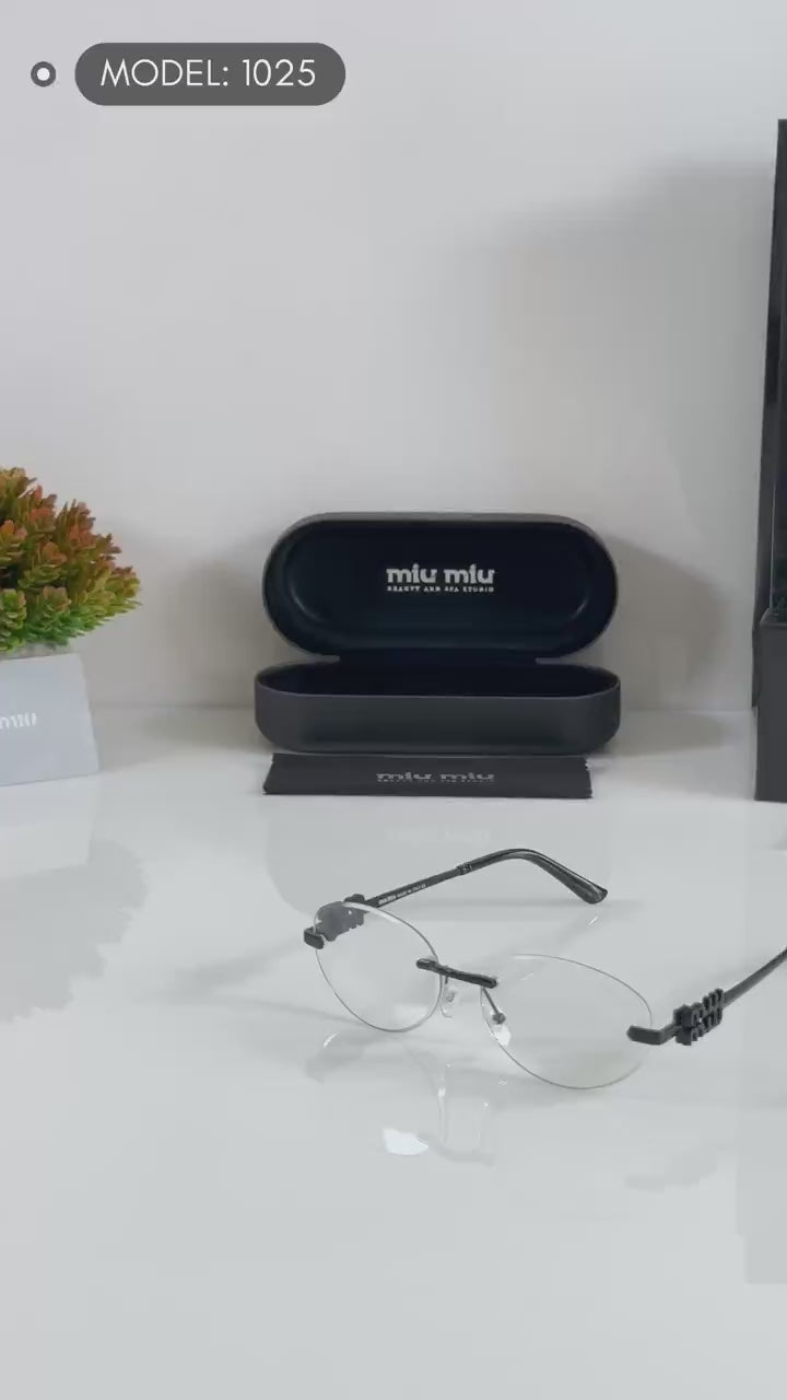 Miu- Mi-u WMNS 1025 Black Day Night Colour Changing Glass