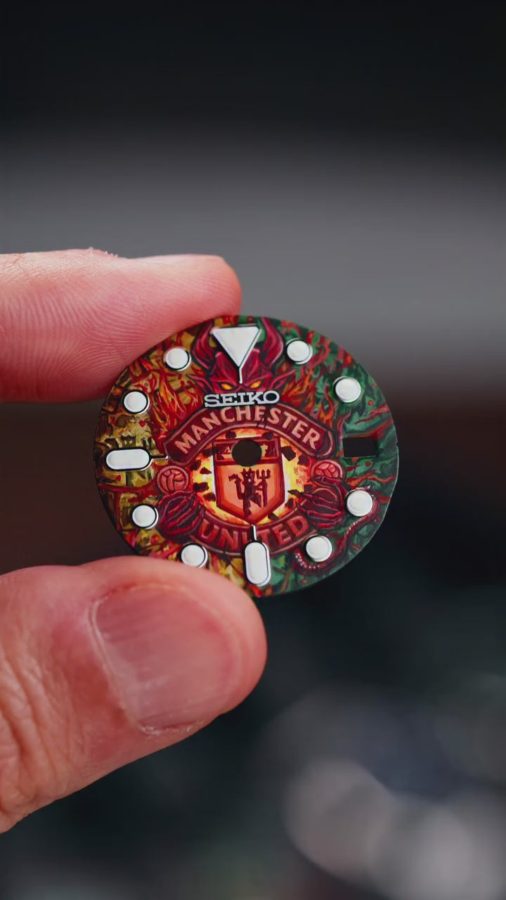SEIK_O THE RED DEVIL CONCEPT BESPOKE CREATION AUTOMATIC