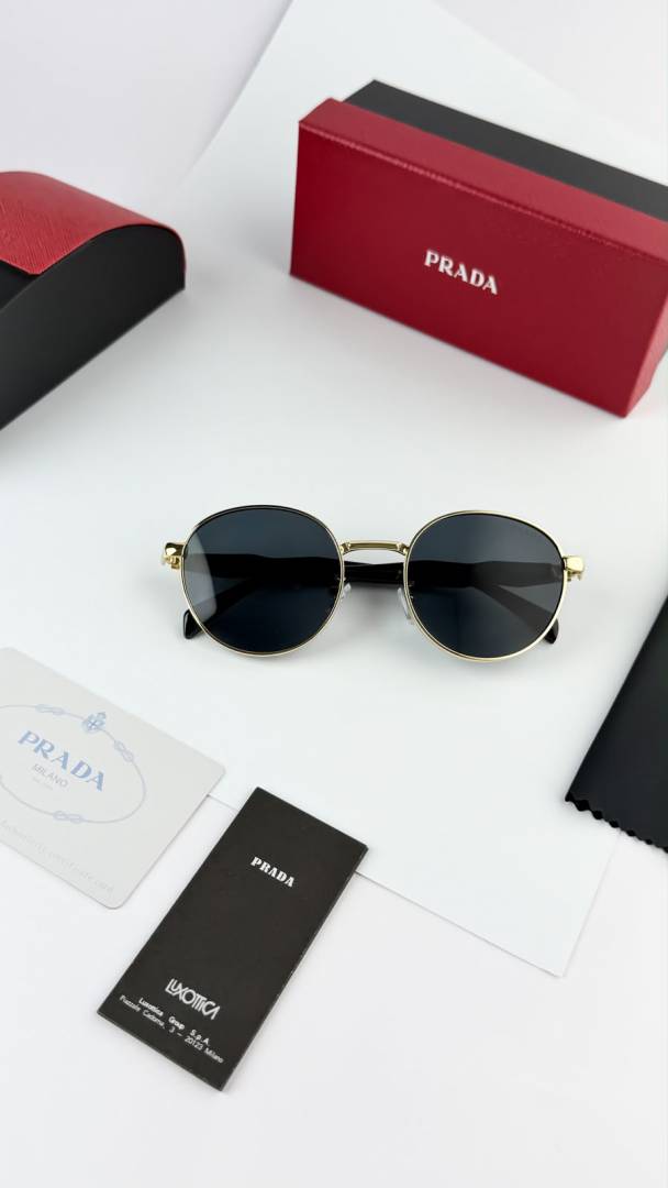 Prad_a 8008 Gold Black