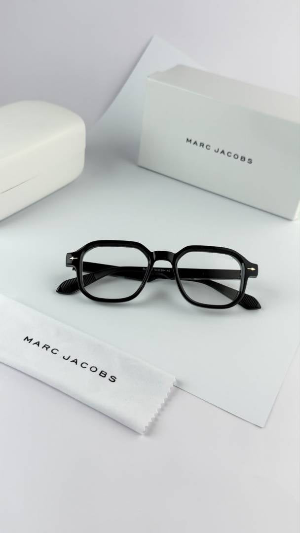 Marc Jacob_s 1097 Black Plano