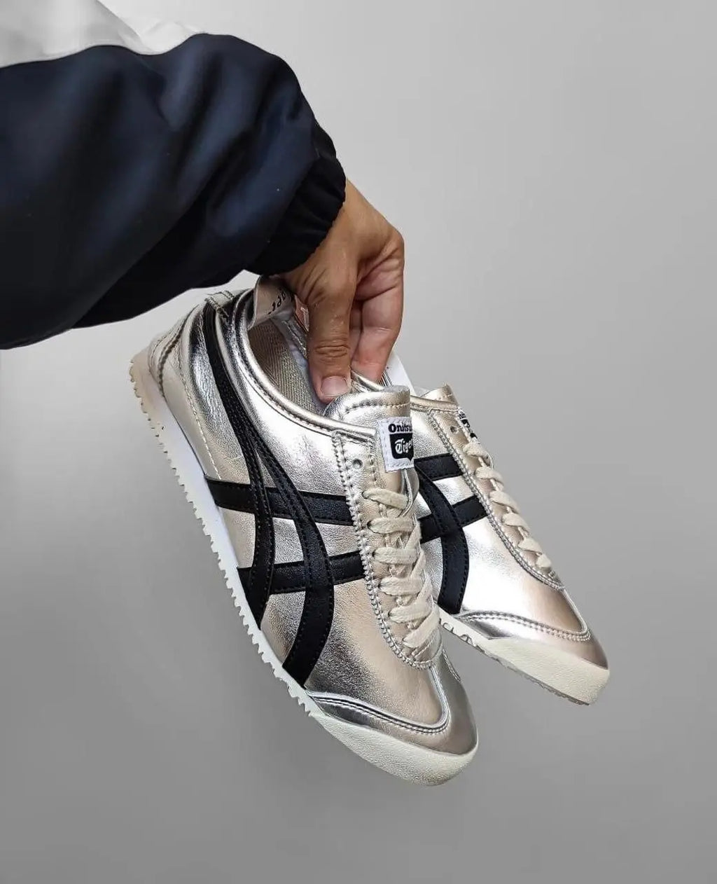 Onitsuka Tiger Mexico 66 Pure Silver Black