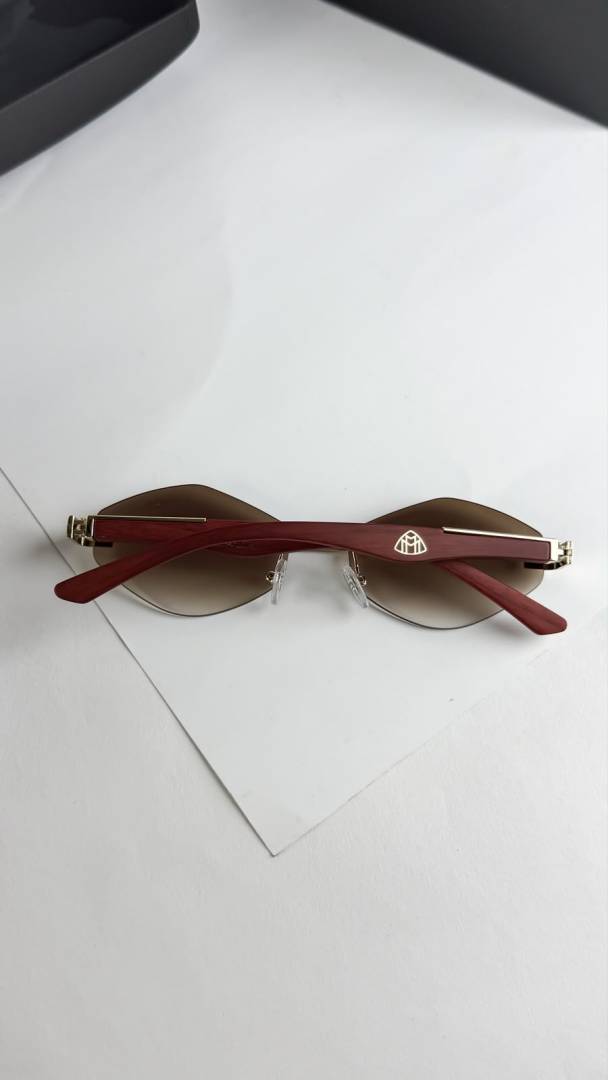 Maybac_h 1079 Gold Brown