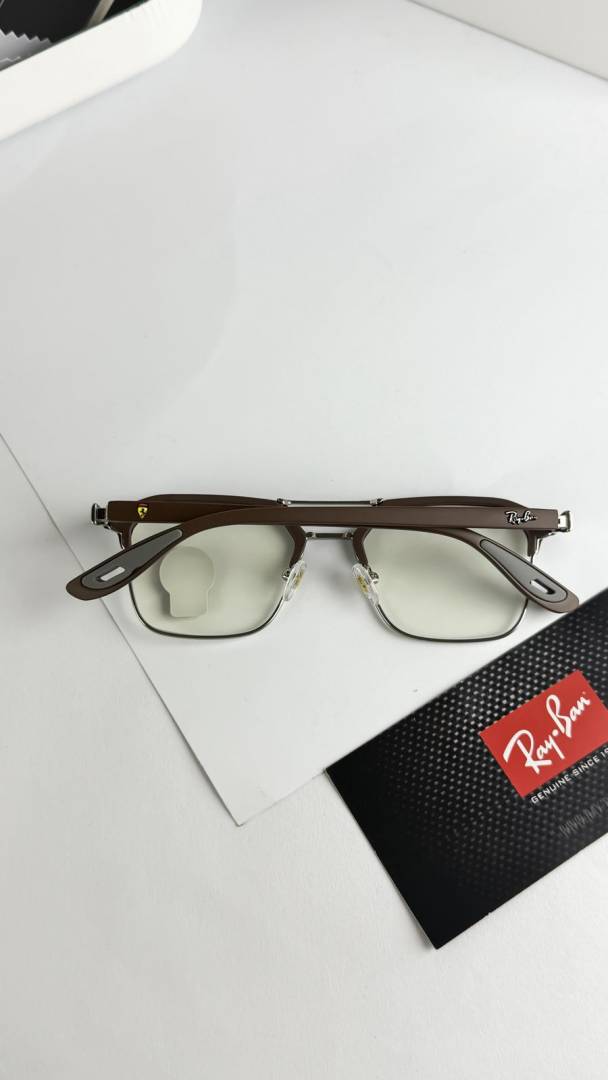 Rayba_n 04 Brown Plano