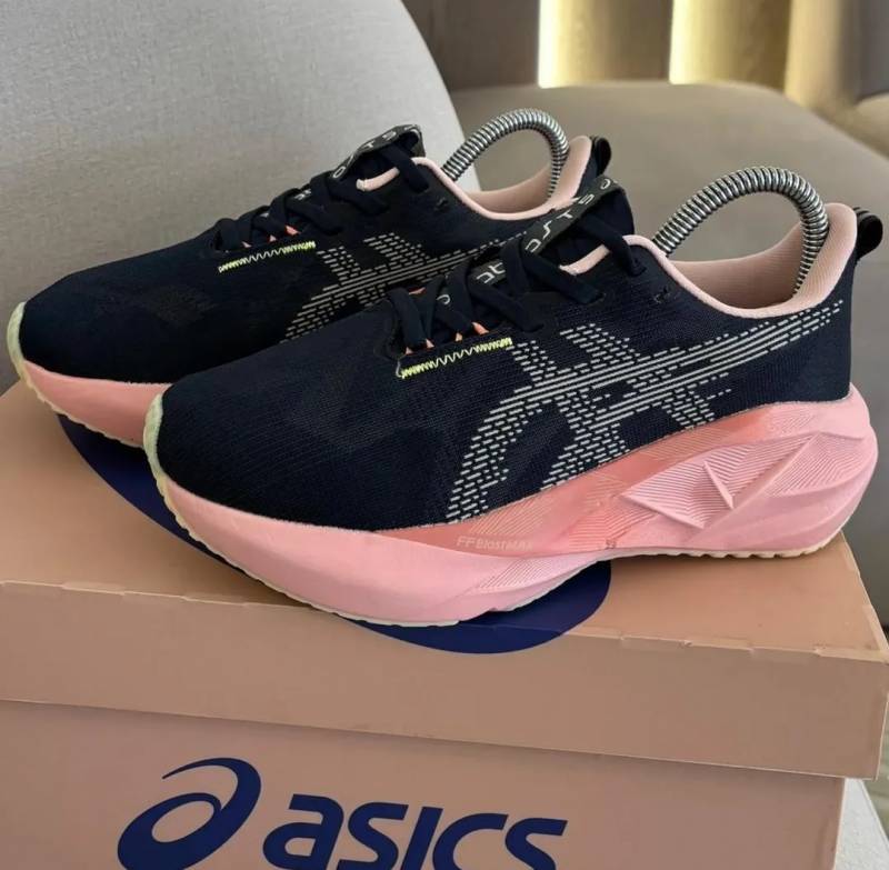 Asic_s Novablast 5 Midnight Breeze Peach