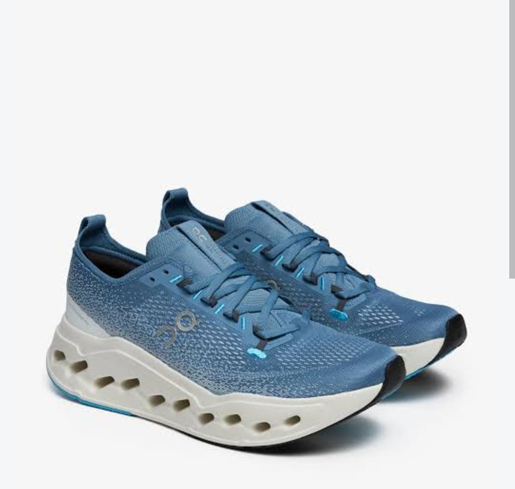 Oncloud Surfer Max Dusty Ivory