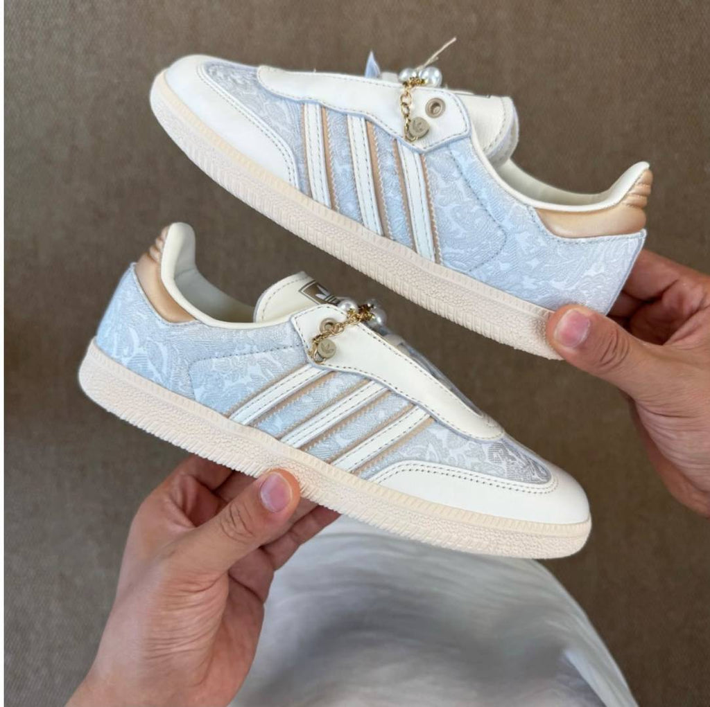 ADIDA_S SAMBA OG CLOVER DESERT PEARL
